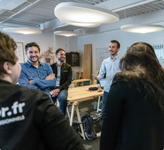 réunion entre les collaborateurs Tracktor